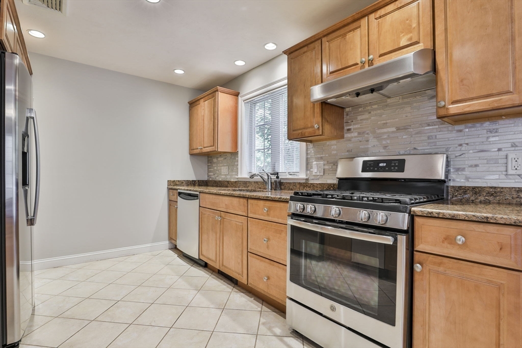 145 Suomi Road, Unit C7 Quincy, MA 02169 - Photo 9 of 37 Gallery Image 9
