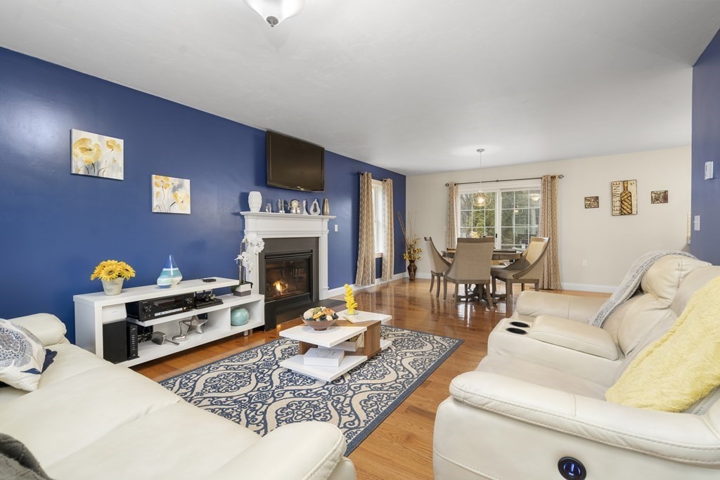 95 Pine Road Attleboro, MA 02703 - Photo 4 of 30 Gallery Image 4