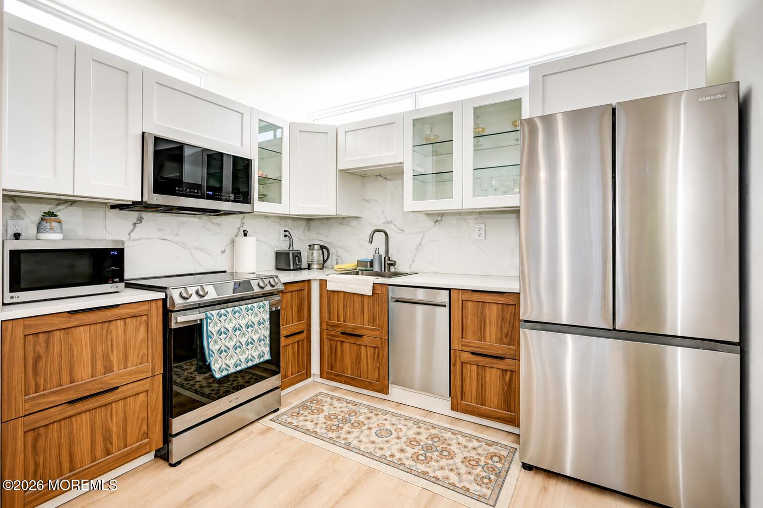 110 Amberly Drive, Unit G Manalapan, NJ 07726 - Photo 2 of 17 IMG_8721