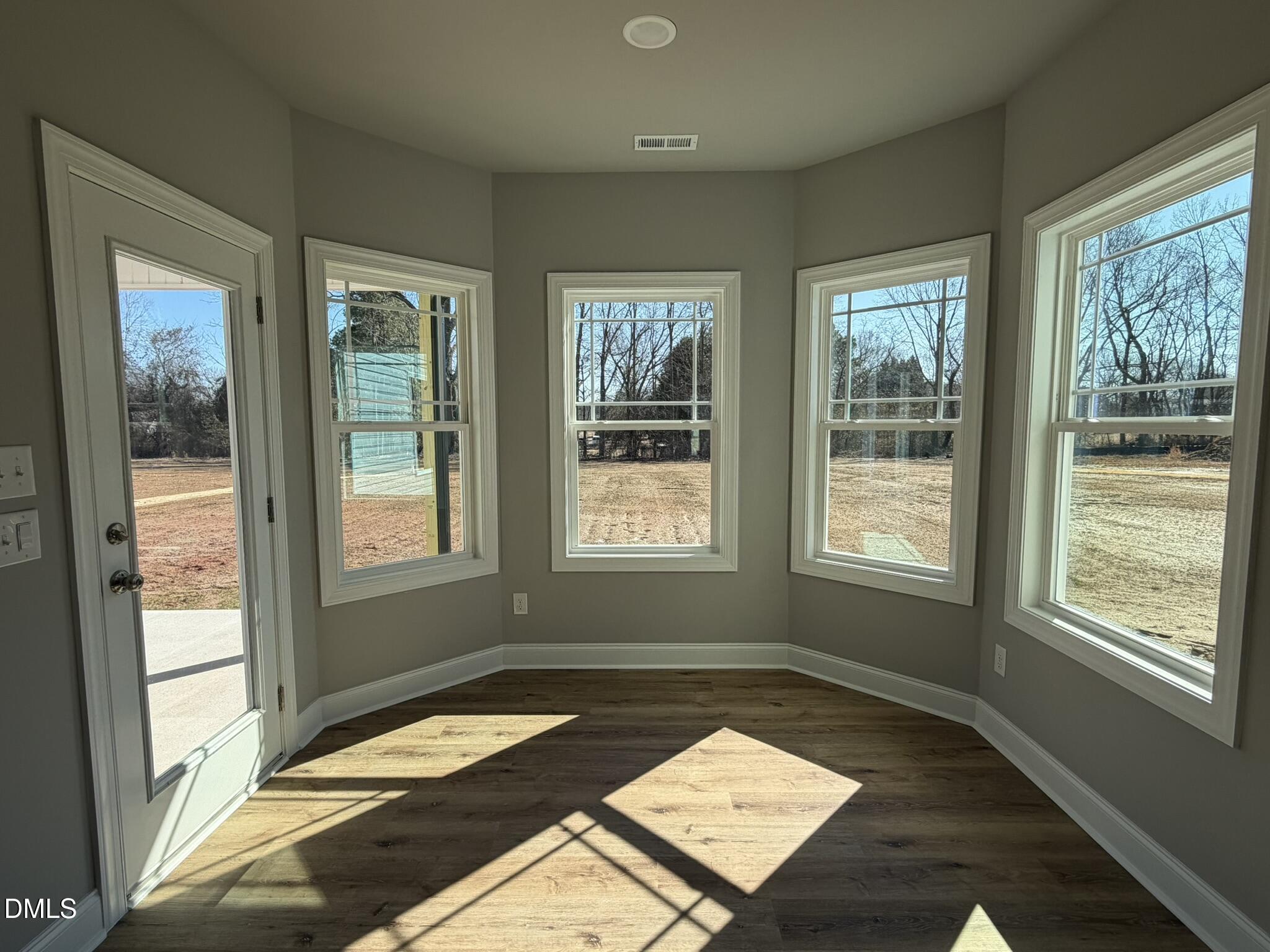 32 Hot Spgs Way Benson, NC 27504 - Photo 9 of 31 IMG_7142