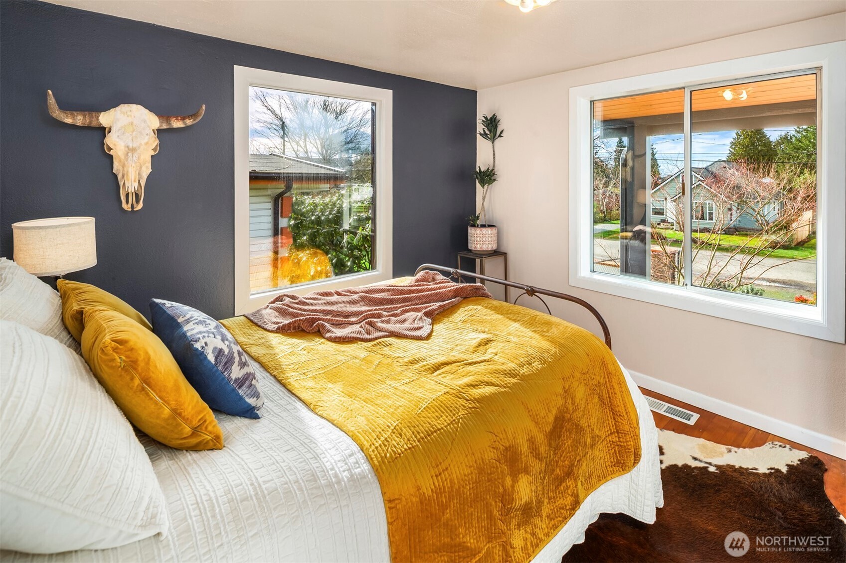 10820 2nd Avenue Southwest Seattle, WA 98146 - Photo 13 of 34