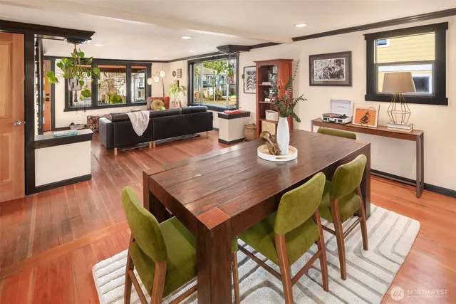 $749,950 | 10820 2nd Avenue Southwest, Seattle, WA 98146