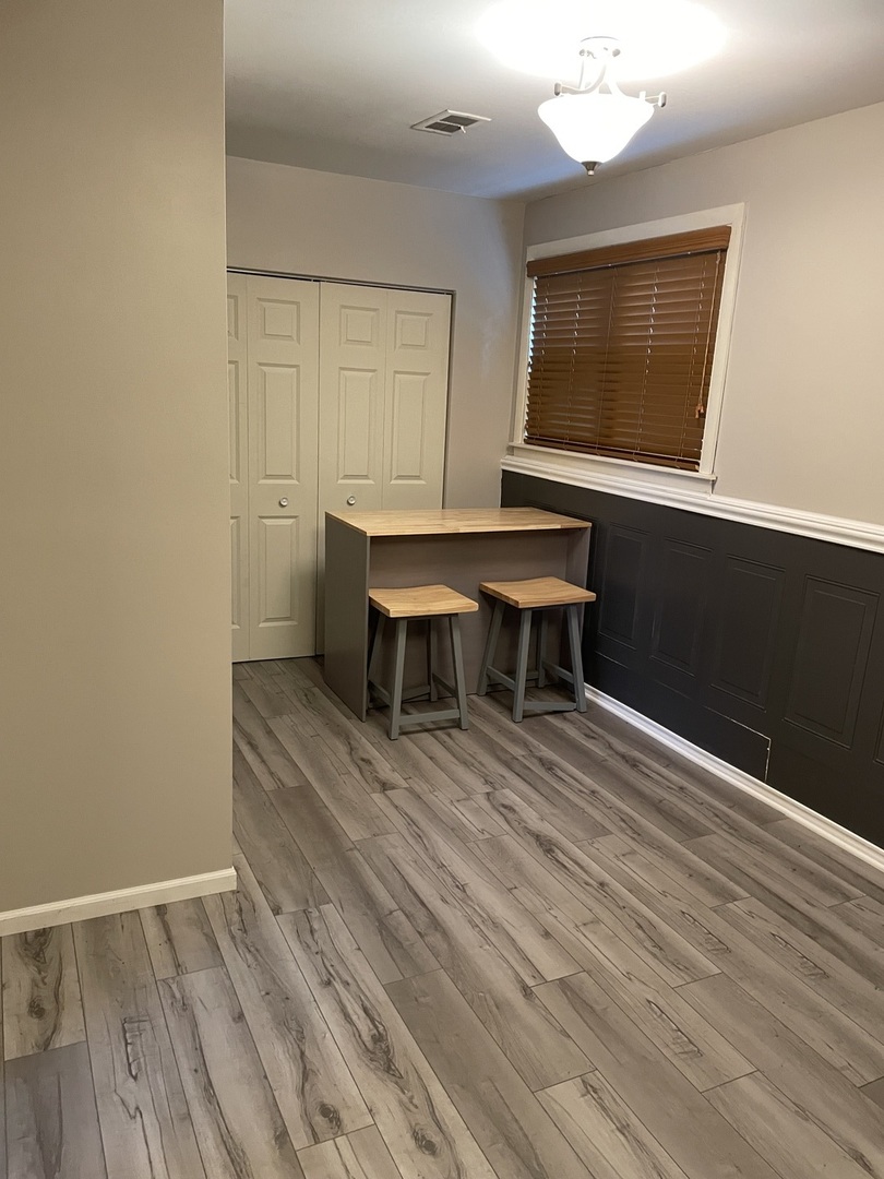 6600 Ridge Drive Chicago Ridge, IL 60415 - Photo 14 of 19 Gallery Image 14