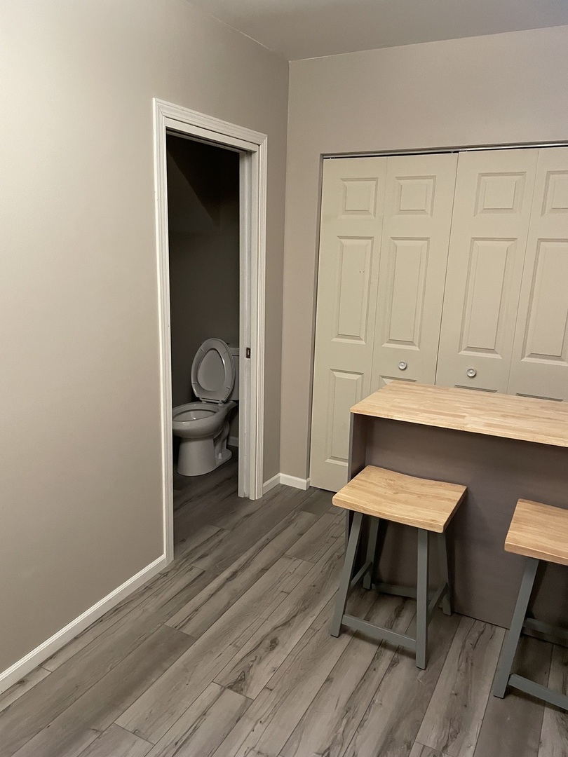 6600 Ridge Drive Chicago Ridge, IL 60415 - Photo 17 of 19 Gallery Image 17