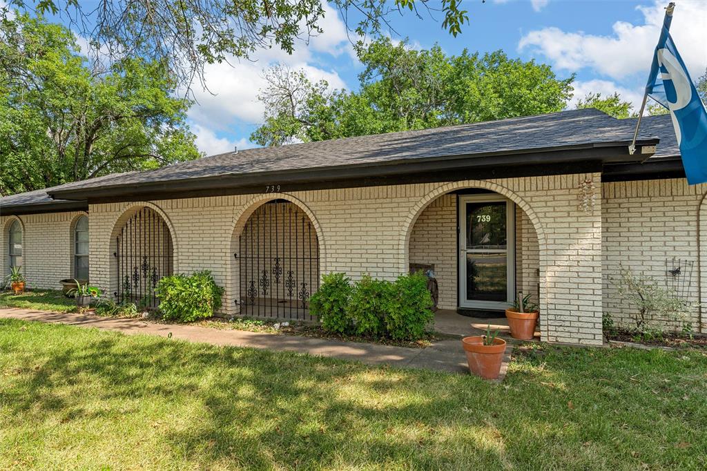 739 North Old Robinson Road Robinson, TX 76706 - Photo 5 of 40 Gallery Image 5