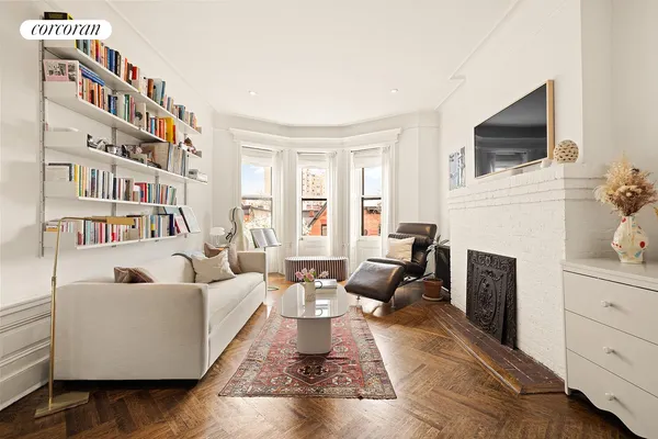$1,350,000 | 951 President Street, Unit 4F | Park Slope