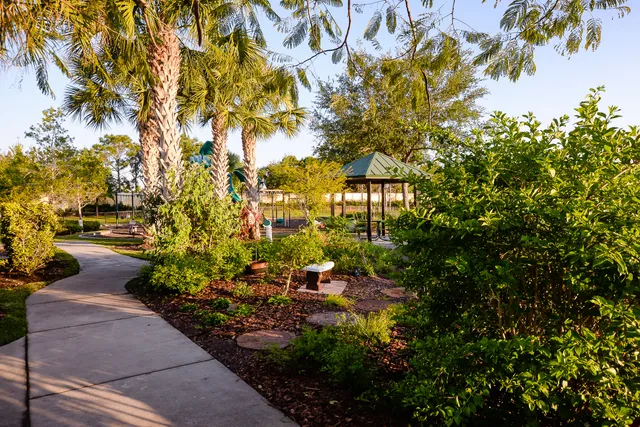 $645,000 | 9105 Short Chip Circle, Port St. Lucie, FL 34986