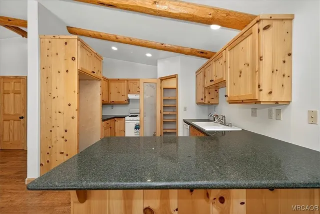 $777,000 | 787 Ford Lane, Big Bear Lake, CA 92315