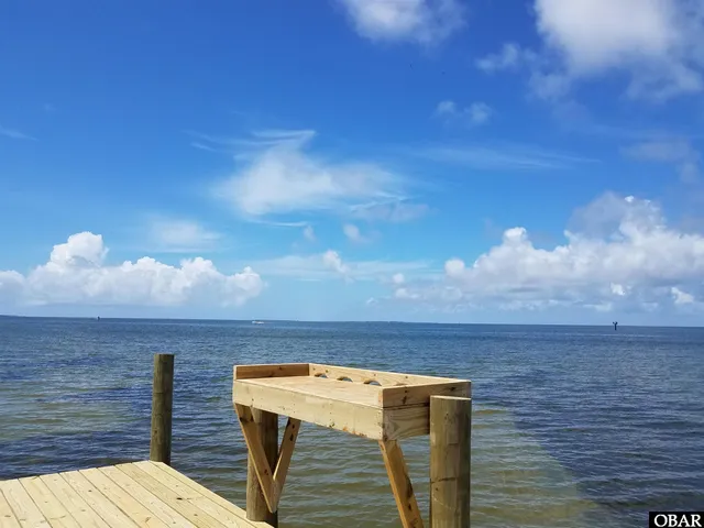$750,000 | 2 A Silver Lake Drive, Unit 2A, Ocracoke, NC 27960