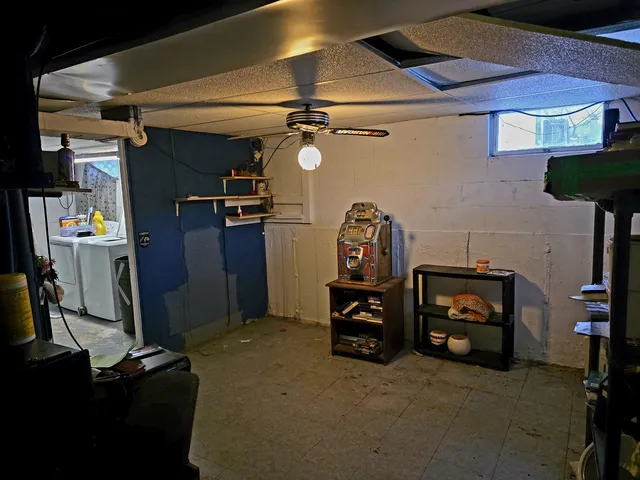 $89,900 | 1111 West Le Fevre Road, Sterling, IL 61081