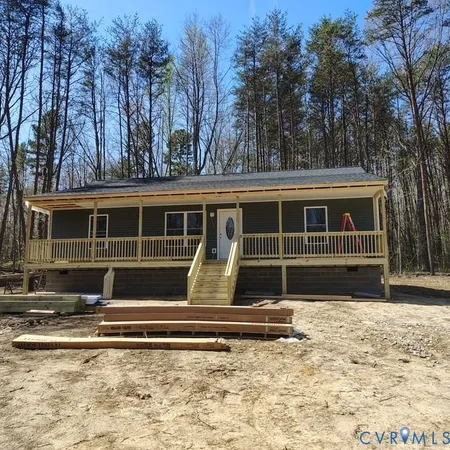 $369,990 | 390 Foxbrook Lane, Louisa, VA 23093