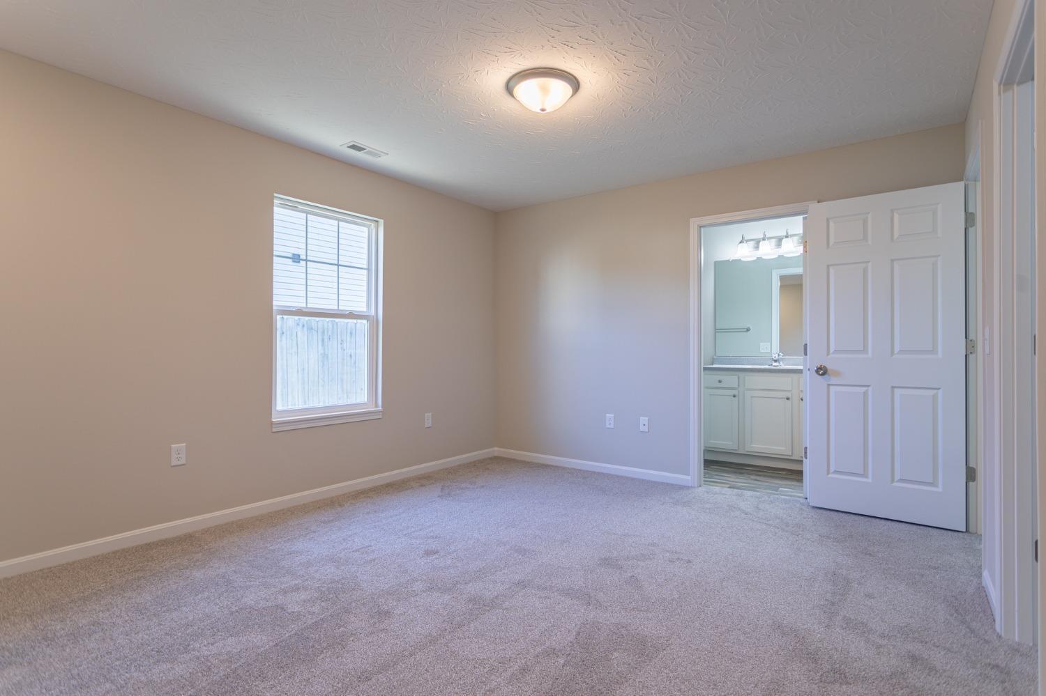 720 Diamond Loop Middletown, OH 45044 - Photo 13 of 24