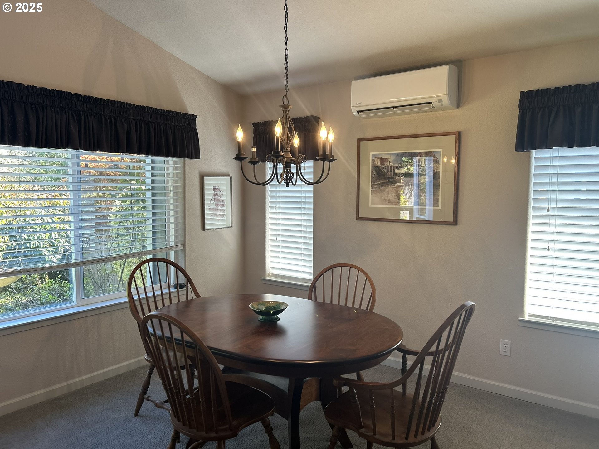 15 Mariners Lane Florence, OR 97439 - Photo 24 of 40 a view of a dining room with furniture window and outside view
