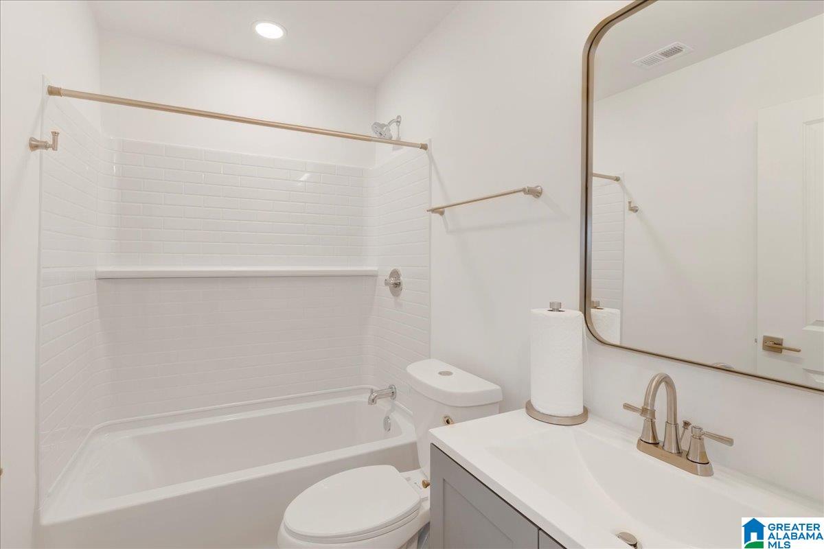 408 Goldwire Terrace Southwest Birmingham, AL 35211 - Photo 12 of 19