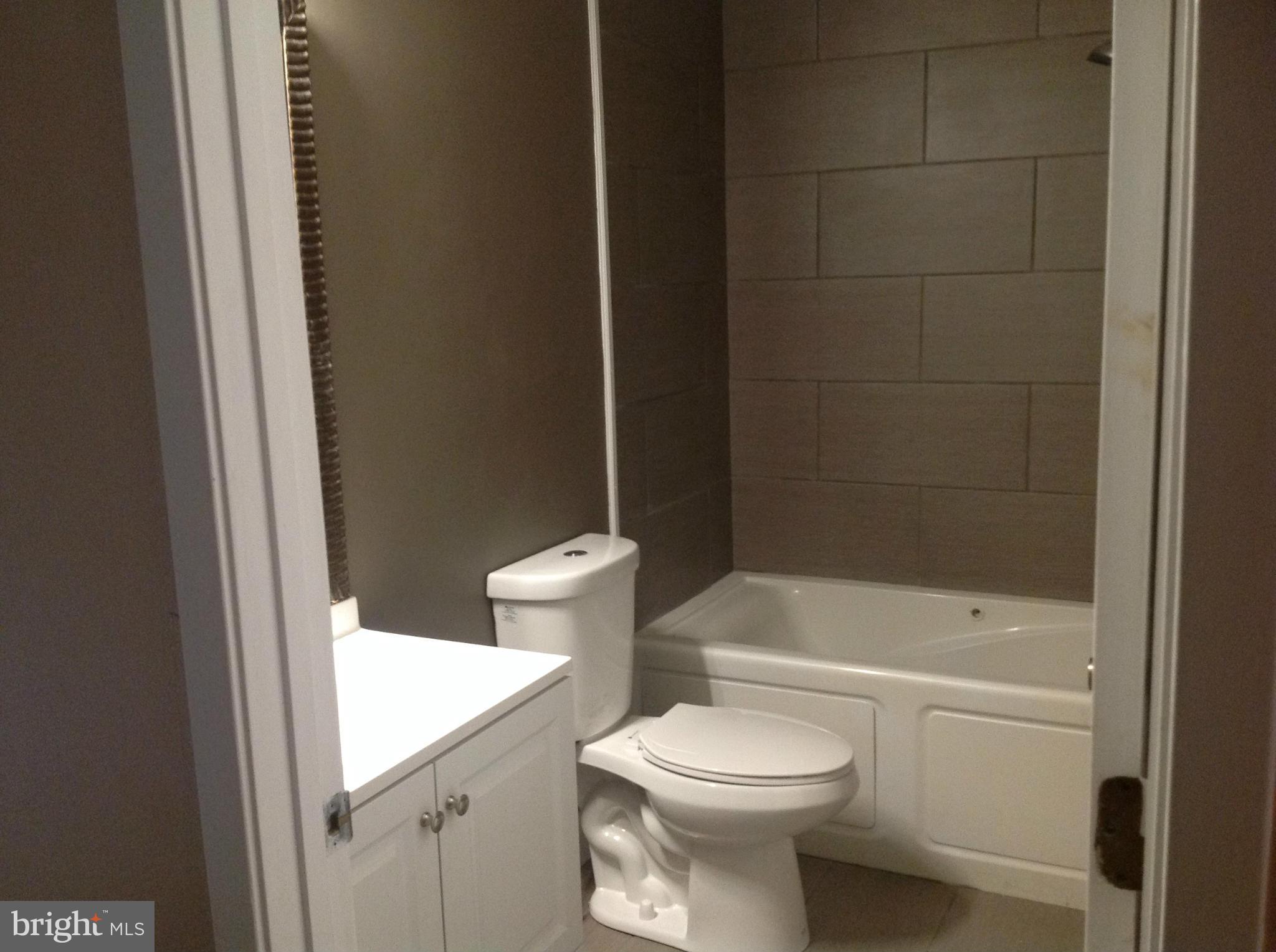 6705 Green Haven Road Lanham, MD 20706 - Photo 16 of 26 Bath