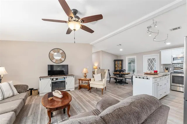 $219,900 | 1404 Torrey Pines Drive, The Villages, FL 32159