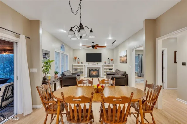 $775,000 | 2 Carpenter Way, Clifton Park, NY 12065