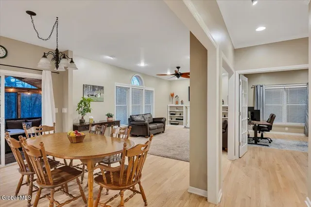 $775,000 | 2 Carpenter Way, Clifton Park, NY 12065