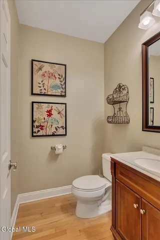 $775,000 | 2 Carpenter Way, Clifton Park, NY 12065