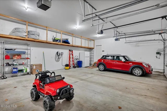 $775,000 | 2 Carpenter Way, Clifton Park, NY 12065