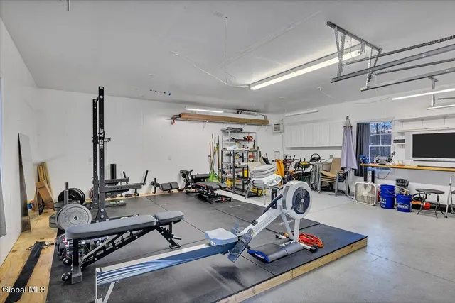 $775,000 | 2 Carpenter Way, Clifton Park, NY 12065