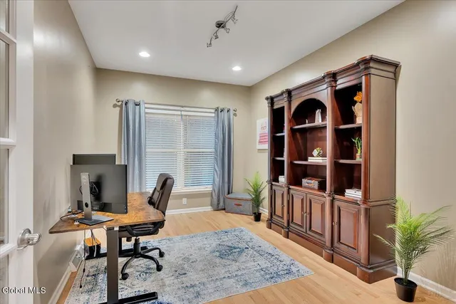 $775,000 | 2 Carpenter Way, Clifton Park, NY 12065