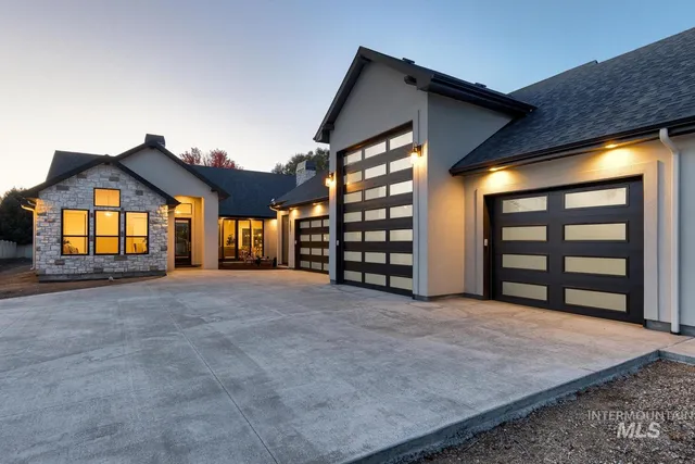 $1,750,000 | 863 North Nolina Avenue, Eagle, ID 83616