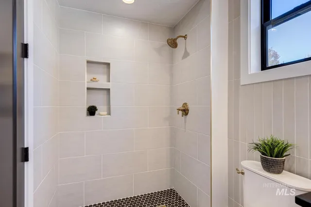 $1,750,000 | 863 North Nolina Avenue, Eagle, ID 83616