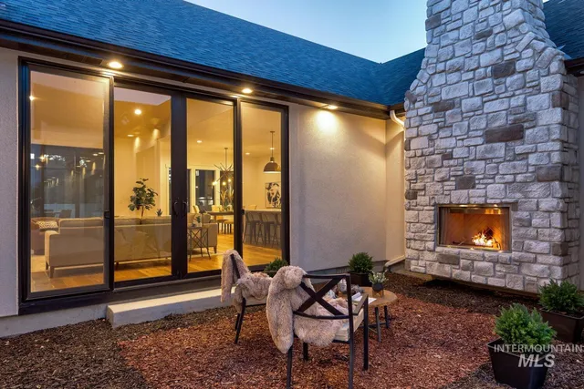 $1,750,000 | 863 North Nolina Avenue, Eagle, ID 83616