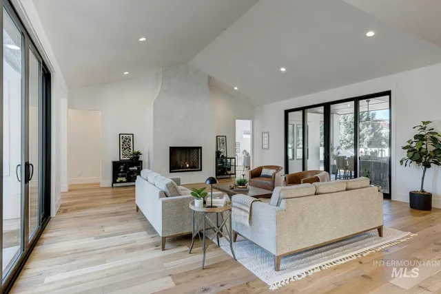 $1,750,000 | 863 North Nolina Avenue, Eagle, ID 83616