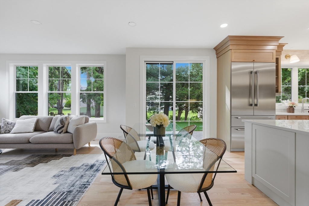 17 Whiting Way Needham, MA 02492 - Photo 8 of 41