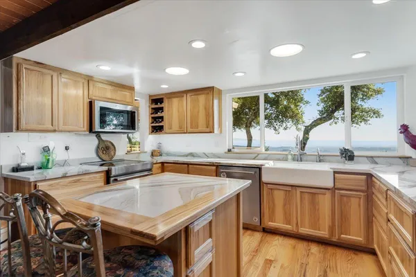 $2,285,000 | 24854 Skyland Road, Los Gatos, CA 95033