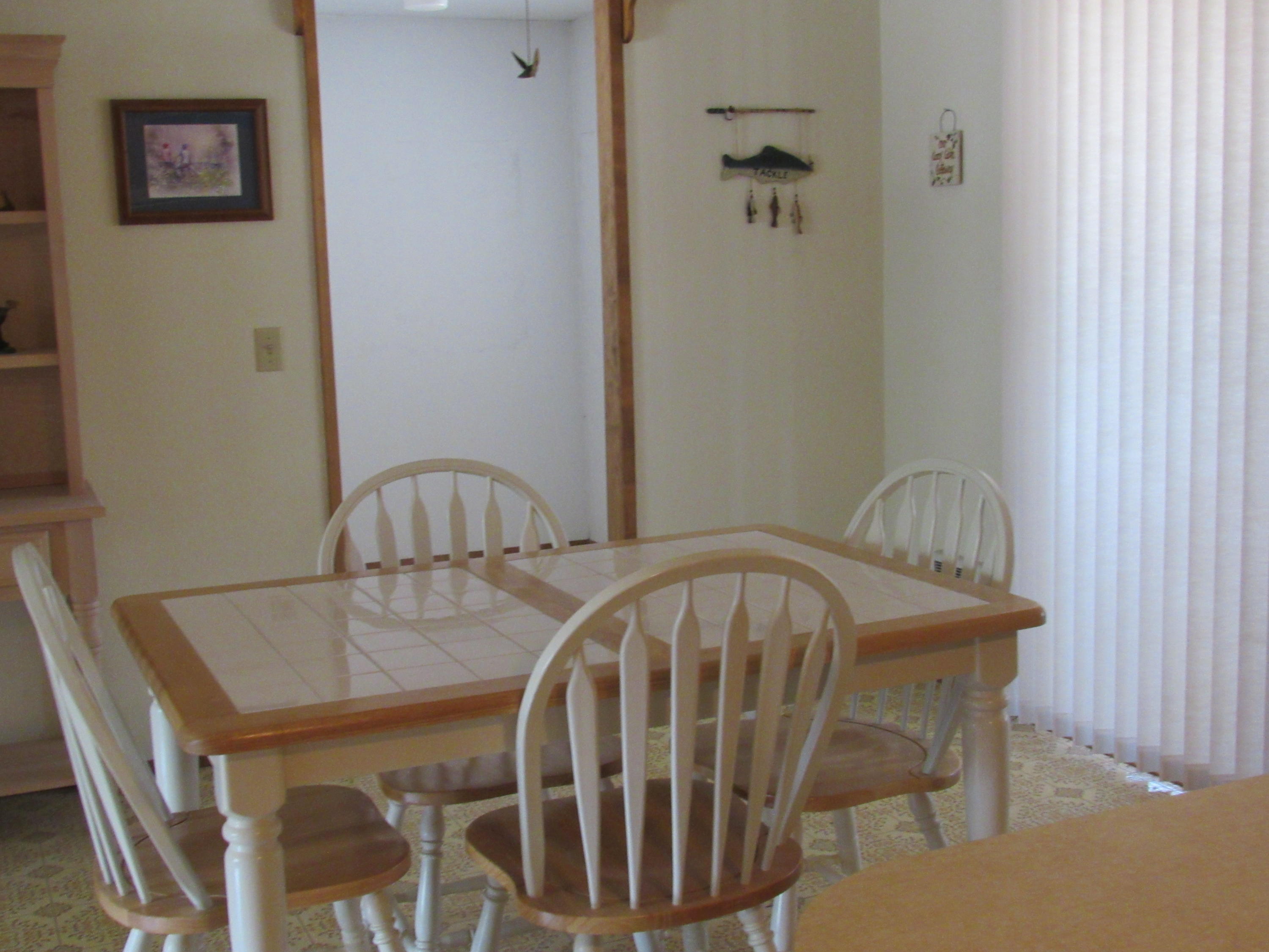 51582 Ash Road La Pine, OR 97739 - Photo 15 of 52 Dining Room Use