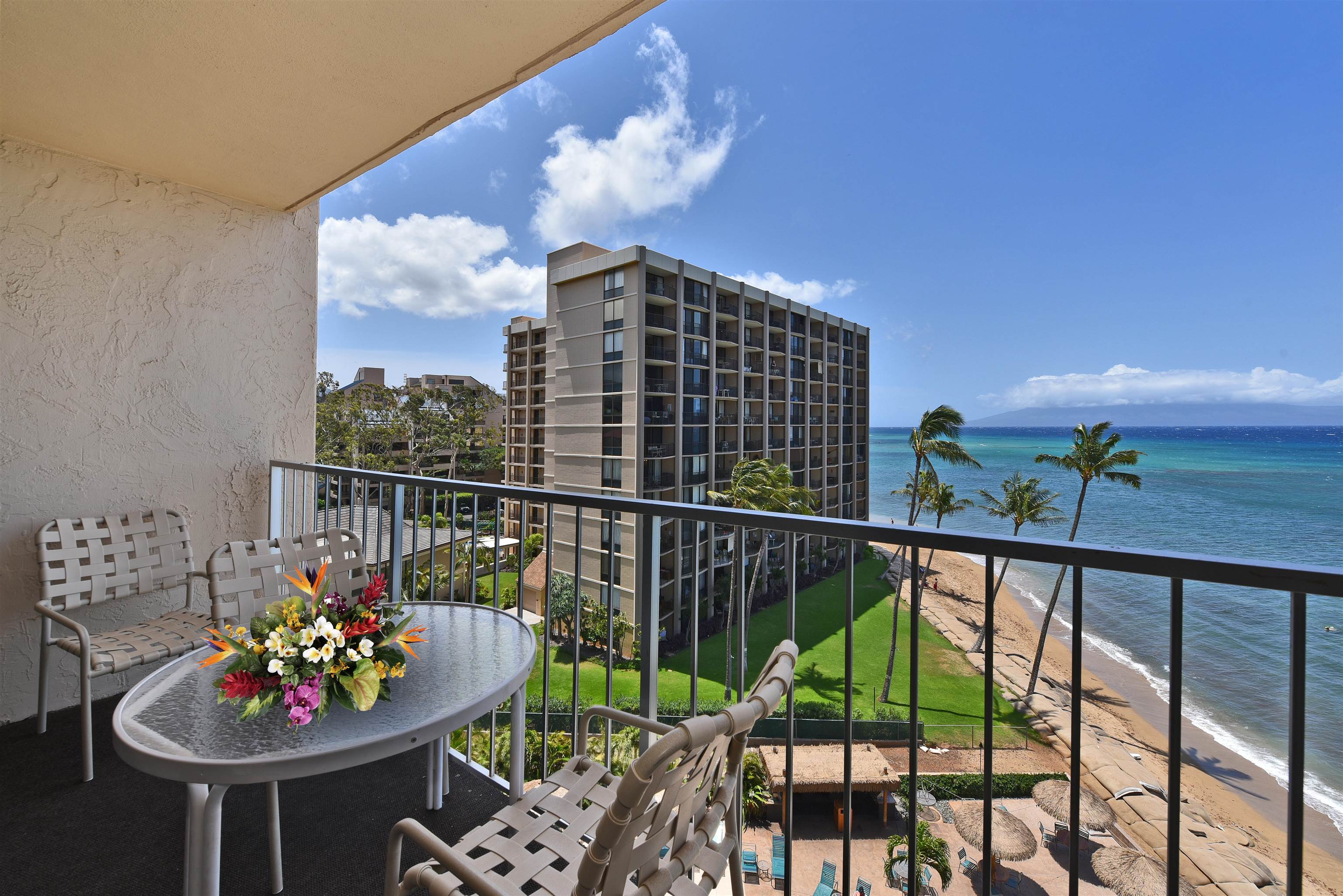 4365 Lower Honoapiilani Road, Unit 712 Lahaina, HI 96761 - Photo 5 of 30 Gallery Image 5