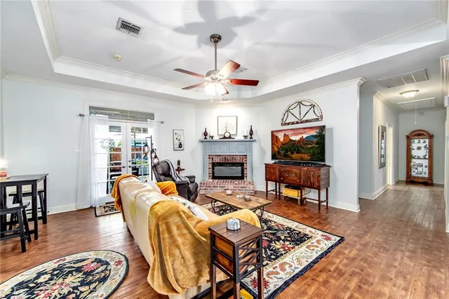 $434,000 | 2405 St Mary Street, Thibodaux, LA 70301