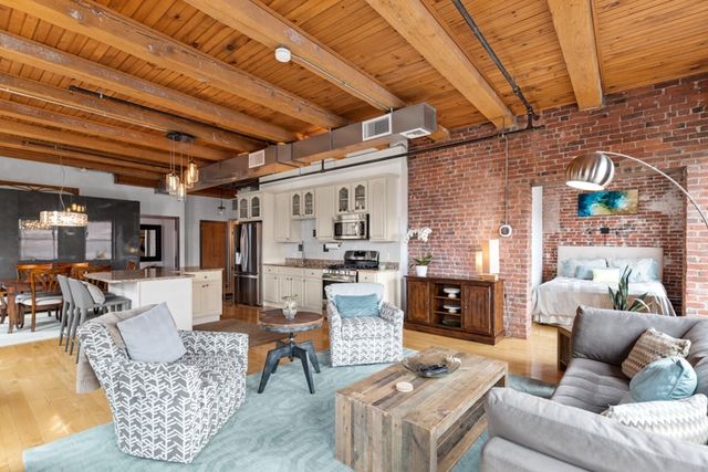 $955,000 | 21 Wormwood Street, Unit 525, Boston, MA 02210