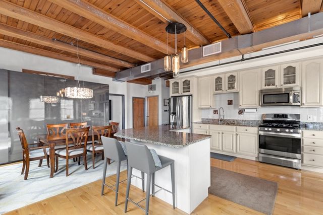 $955,000 | 21 Wormwood Street, Unit 525, Boston, MA 02210