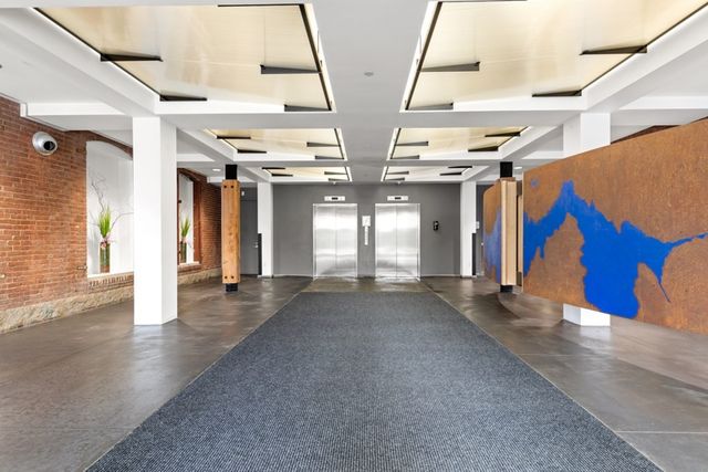 $955,000 | 21 Wormwood Street, Unit 525, Boston, MA 02210