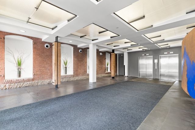 $955,000 | 21 Wormwood Street, Unit 525, Boston, MA 02210