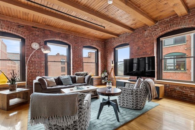 $955,000 | 21 Wormwood Street, Unit 525, Boston, MA 02210