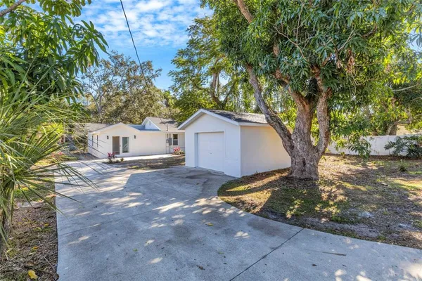 $465,000 | 218 32nd Street West, Bradenton, FL 34205