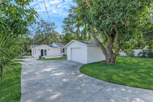 $495,000 | 218 32nd Street West, Bradenton, FL 34205