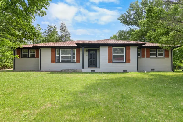 $1,400 | 10 Lexington Drive, Clarksville, TN 37042