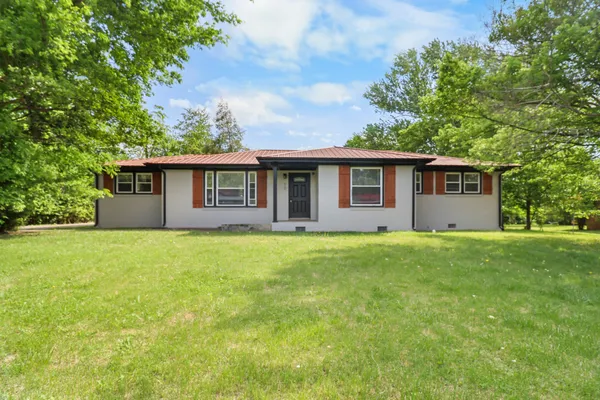 $1,400 | 10 Lexington Drive, Clarksville, TN 37042