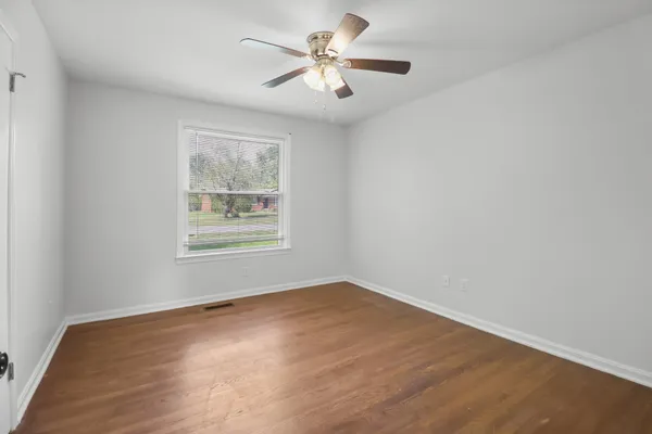$1,400 | 10 Lexington Drive, Clarksville, TN 37042