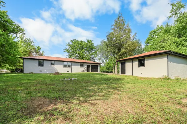 $1,400 | 10 Lexington Drive, Clarksville, TN 37042
