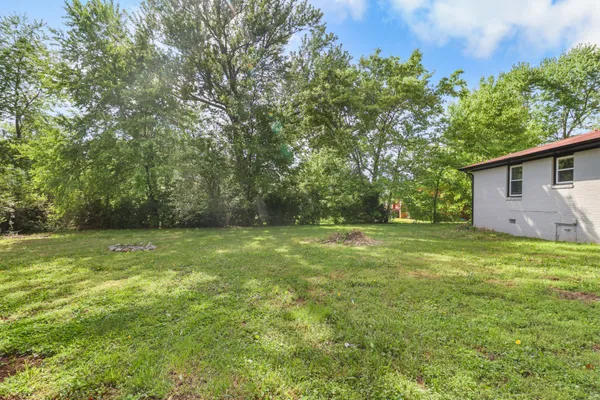 $1,400 | 10 Lexington Drive, Clarksville, TN 37042