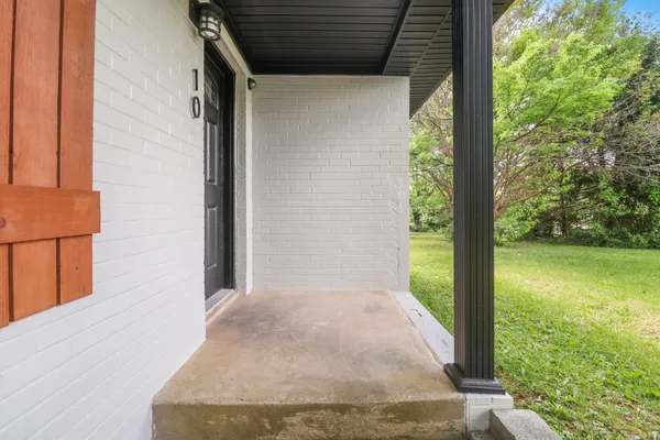 $1,400 | 10 Lexington Drive, Clarksville, TN 37042