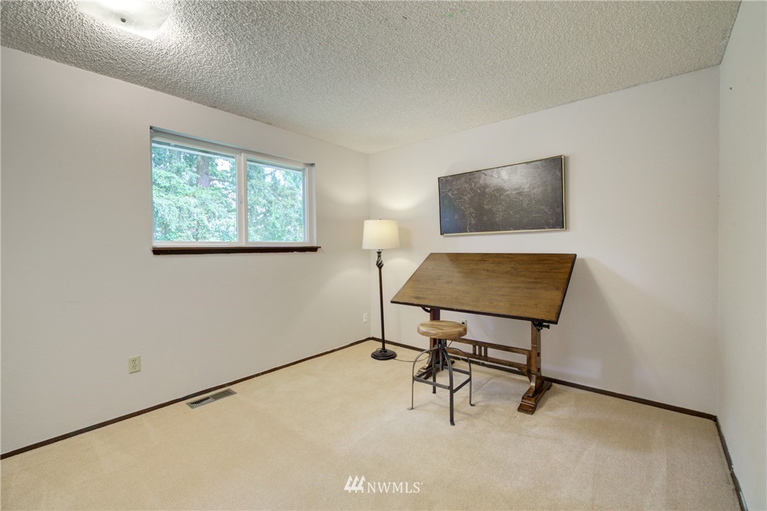 20624 Southeast 192nd Street Renton, WA 98058 - Photo 17 of 40 Gallery Image 17
