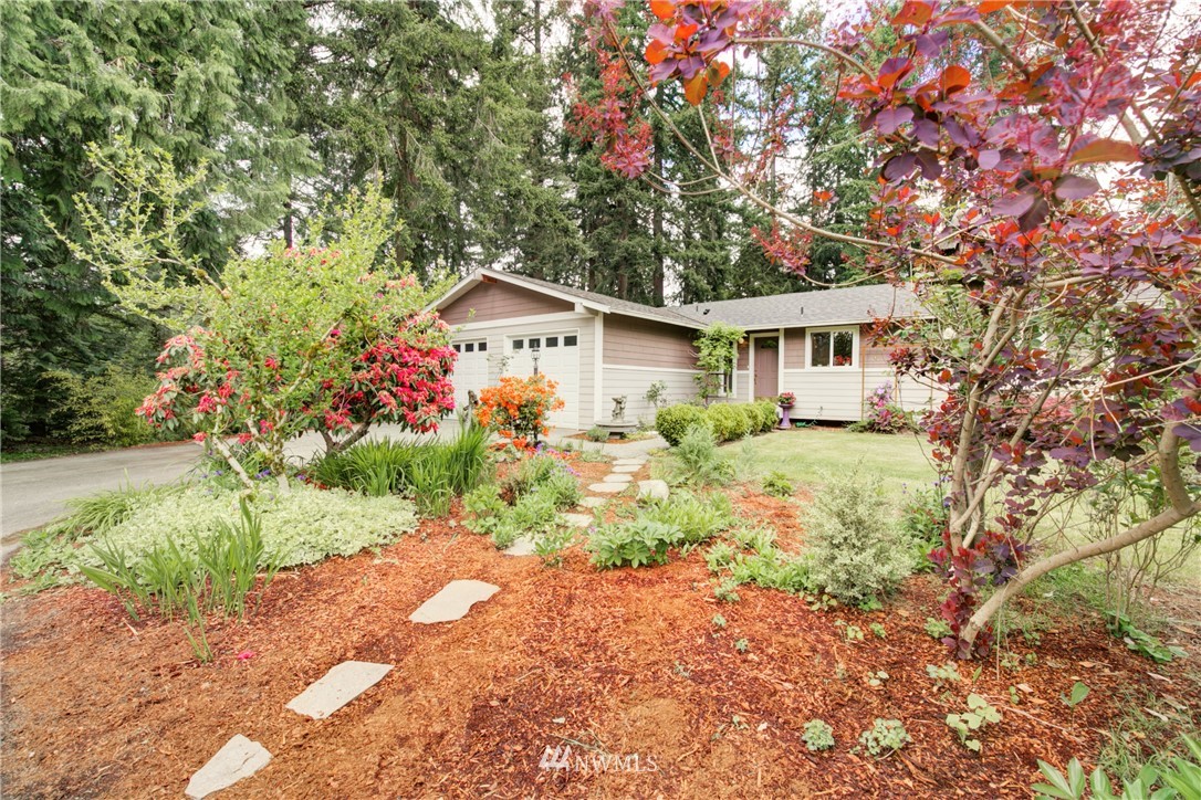 20624 Southeast 192nd Street Renton, WA 98058 - Photo 3 of 40 Gallery Image 3